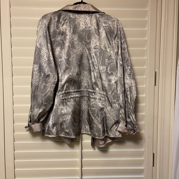 Jacket - Picture 2 of 2